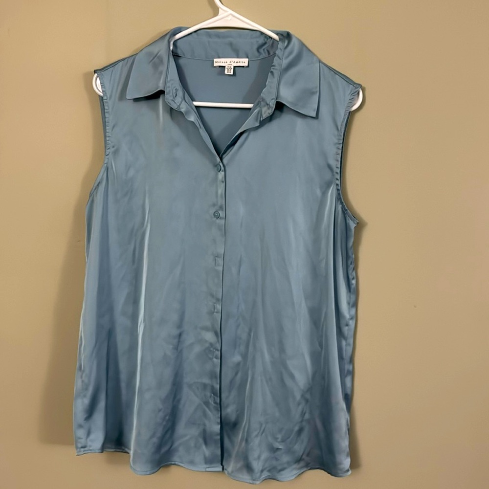 Sleeveless Top